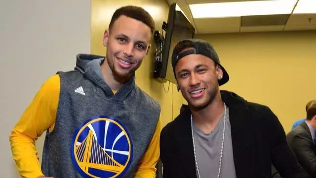 同构成的系 同构成的系